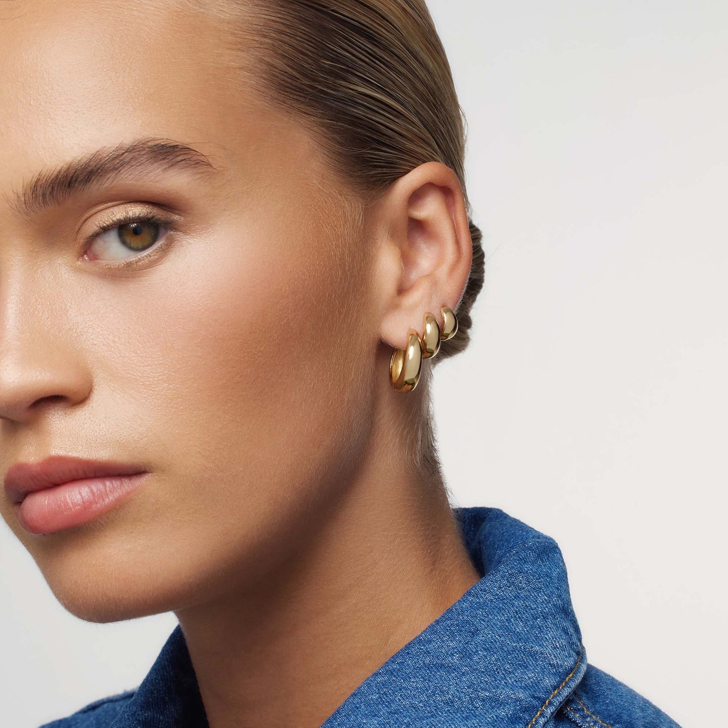 Lynor™ | Rue Statement Hoops – Bold 18K Gold Elegance with a Sculptural Edge