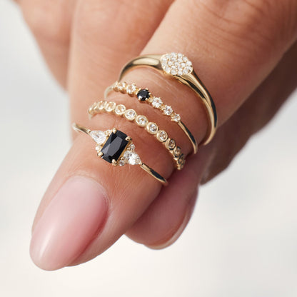Lynor™ | Diamond Fan Ring – Radiant 14K Gold with Sculptural Sparkle