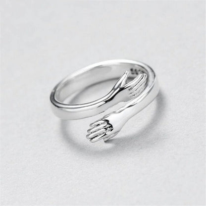 Lynor™ | Adjustable Silver Hug Ring – Gentle Embrace in Elegant Form