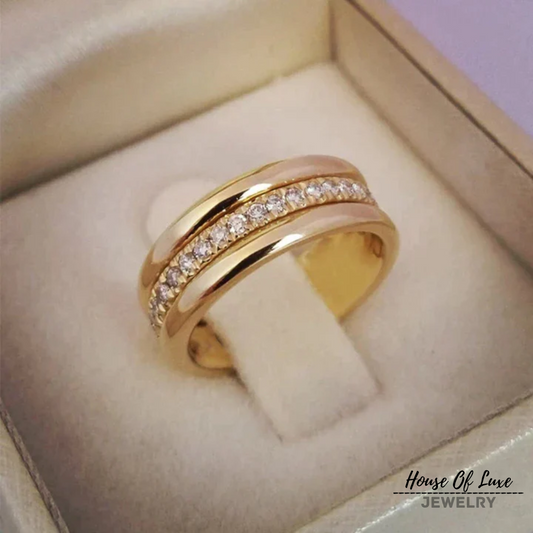Lynor™ | Vintage Inlaid Zirconia Ring – Classic Sparkle with Antique Charm