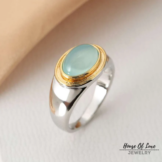 Lynor™ | Vintage Moonstone Ring – Mystical Glow with Timeless Elegance