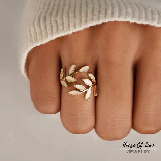 Lynor™ | White Opal Leaf Adjustable Ring – Ethereal Glow with Nature-Inspired Elegance