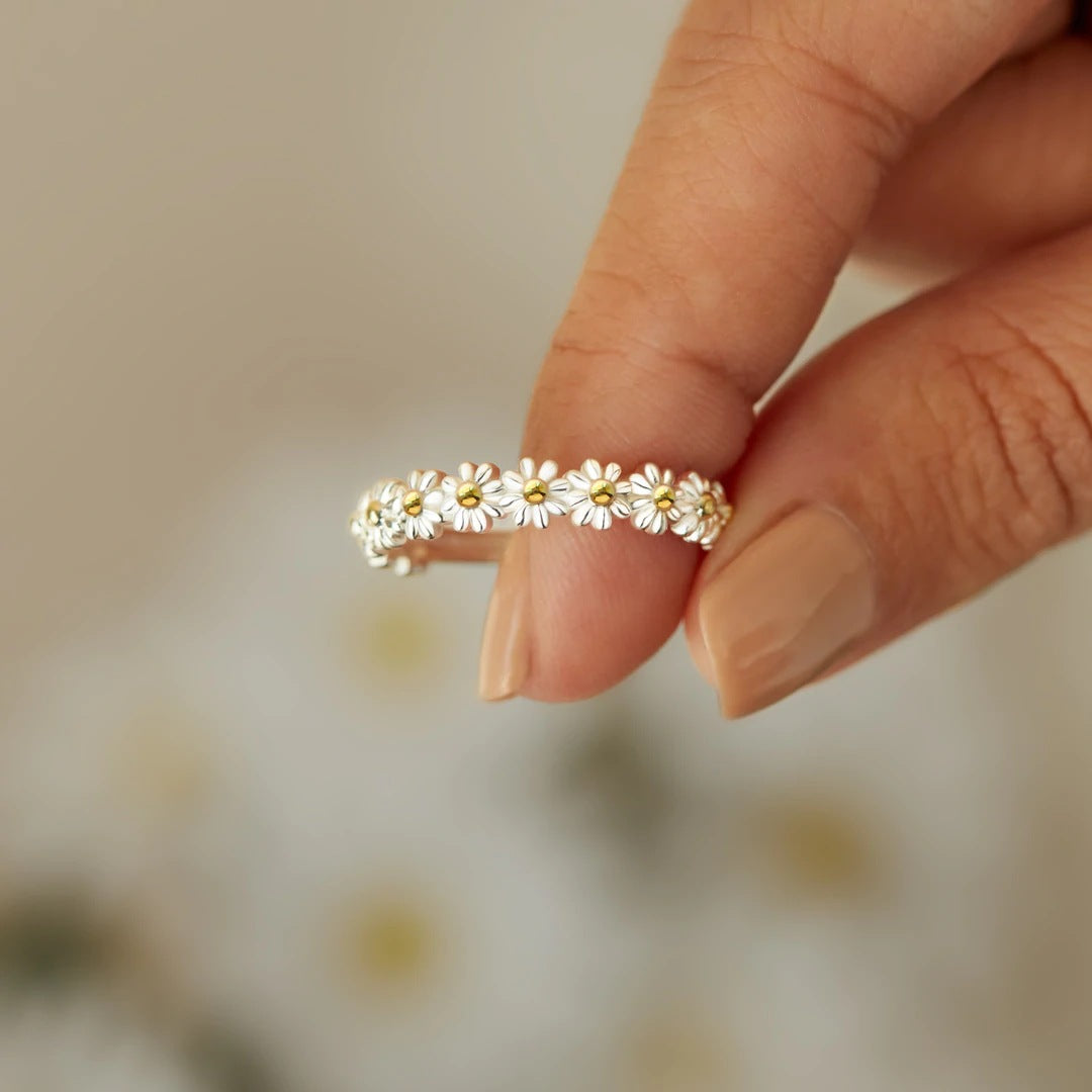 Lynor™ | Luxurious Floral Ring