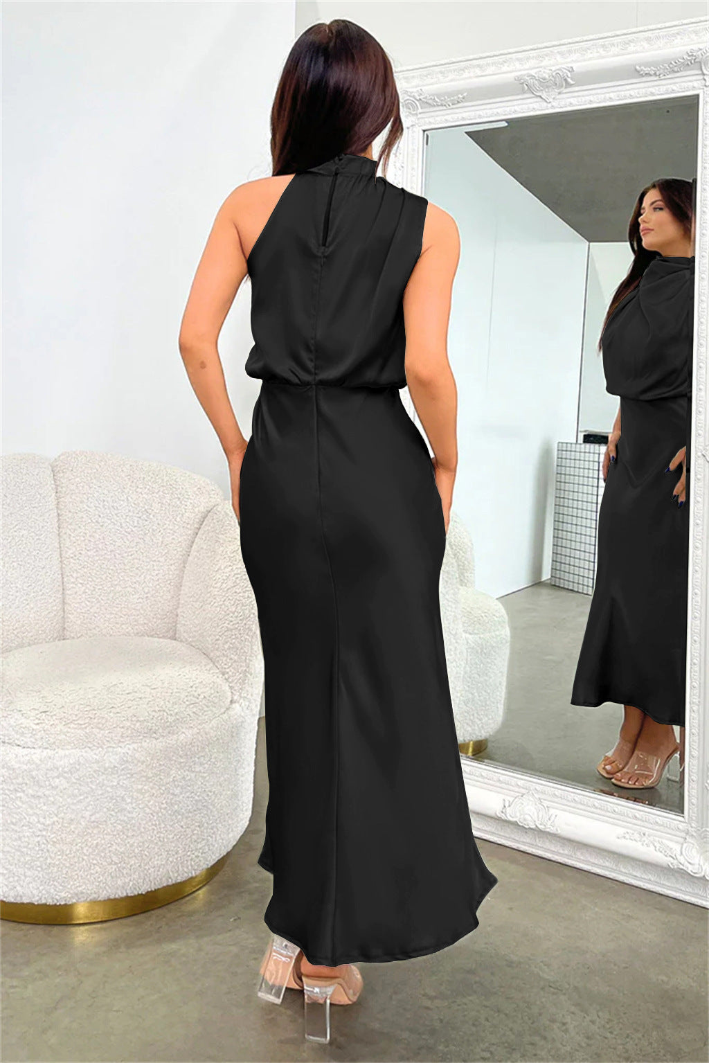 Lynor™ | Halter Neck Maxi Dress – Elegant Lines, Effortless Glamour