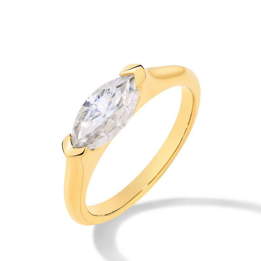 Lynor™ | Sleek 18K Gold with Coastal Elegance