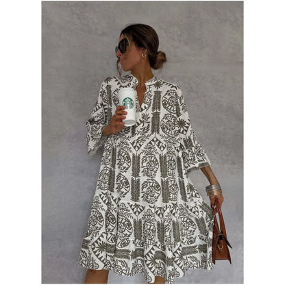 Lynor™ | Casual Loose Fit Dress – Stylish Comfort with a Relaxed Silhouette