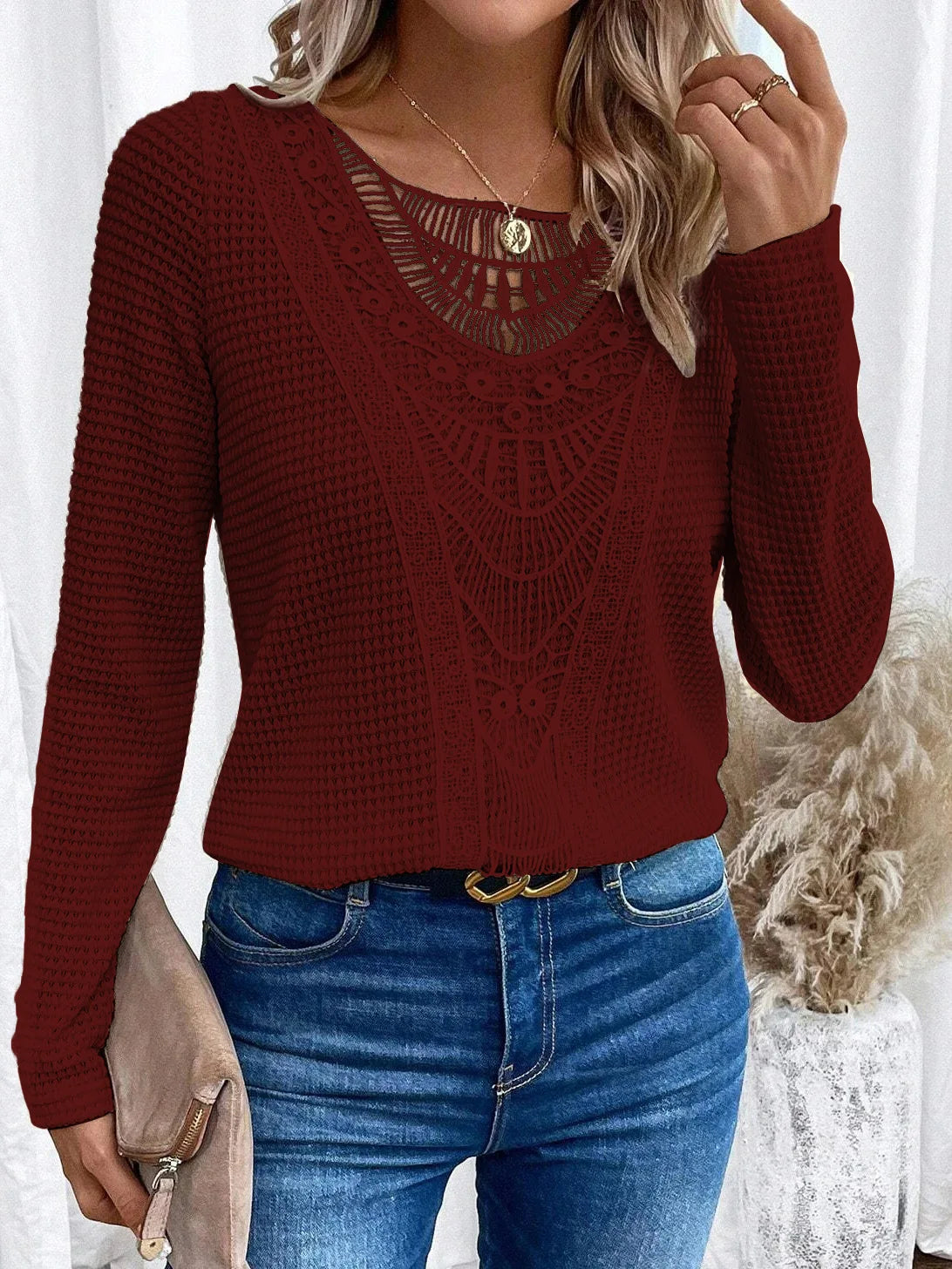 Lynor™ | Elegant Round Neck T-Shirt with Cut-Out Details