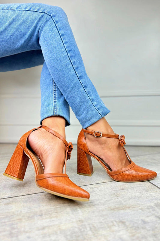 Lynor™ | Elegant Square-Toe Sandals – Crisscross Straps with Modern Sophistication