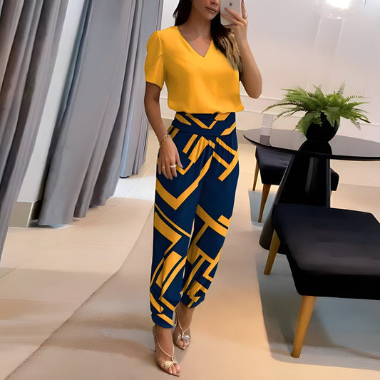 Lynor™  | Trendy set with blouse and trousers