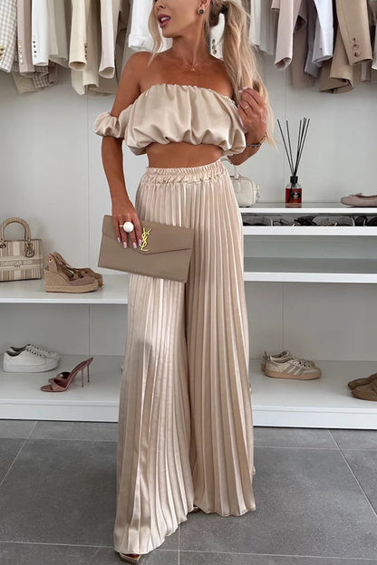 Lynor™ | Elegant Set – Off-Shoulder Crop Top & Wide-Leg Pleated Pants
