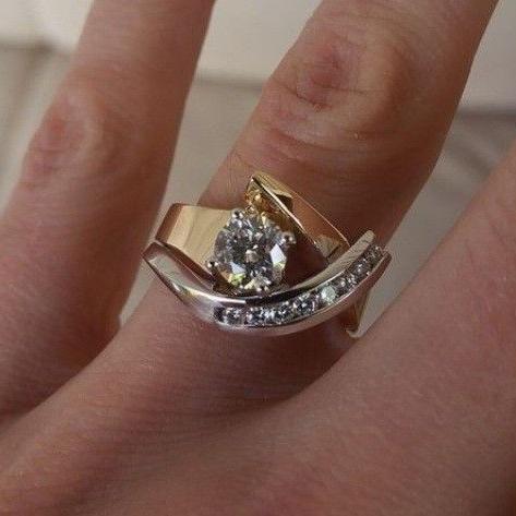 Lynor™ | Irregular zirconium vintage ring