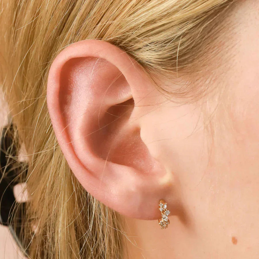 Lynor™ | Crystal Cluster Huggies – Sparkling 18K Gold Elegance in a Petite Design