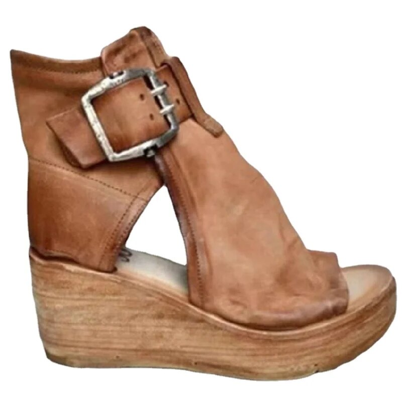 Lynor™ | The Rivage Buckle Wedge