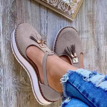 Lynor™ | Tassel Chic Loafer Step Bold