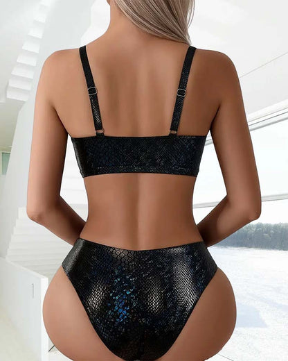 Lynor™ | Triangle High-Cut Bikini Top – Snake Print