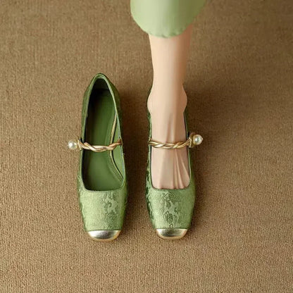 Lynor™ | Stylish Embroidered Sandals – Adjustable Fit with Artistic Detail