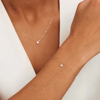 Lynor™ | Cléa Moissanite Stone Set – Radiant 14K Gold with Brilliant Sparkle