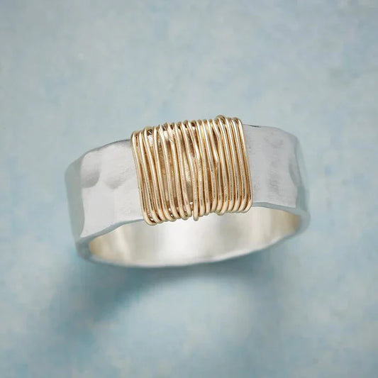 Lynor™ | Vintage Silver Ring with Gold Thread – Timeless Two-Tone Elegance