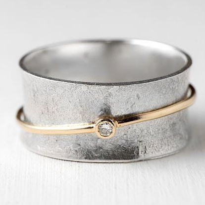 Lynor™ | Vintage Silver & Gold Line Zirconia Ring – Elegant Dual-Tone Sparkle