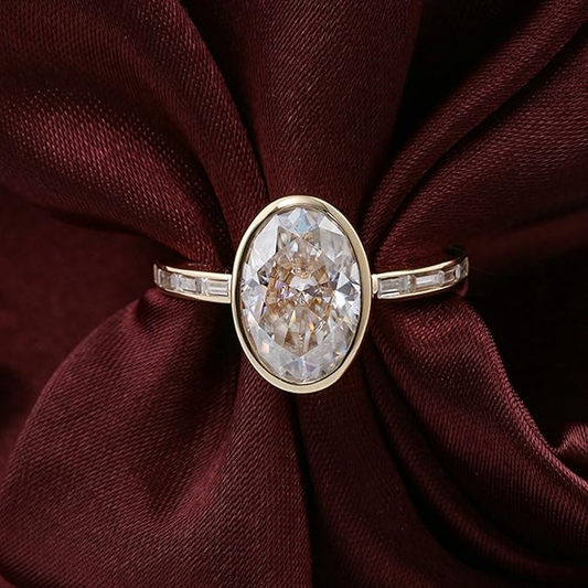 Lynor™| White Moissanite Engagement Ring for Women – Timeless Elegance