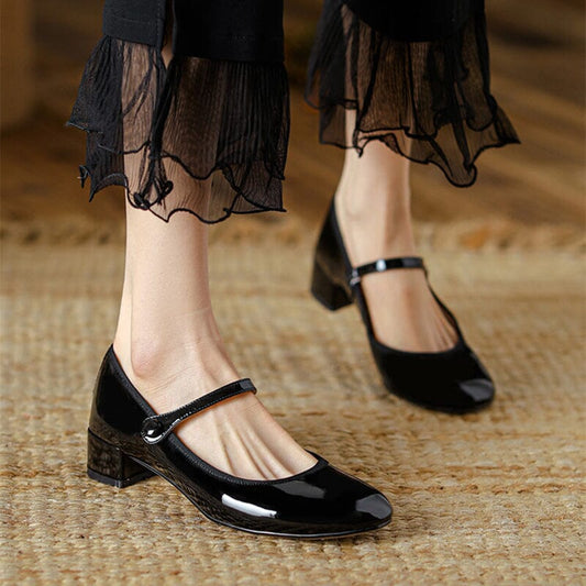 Lynor™ | Vintage Cowhide Leather Ballet Flats – Timeless Craftsmanship in Every Step