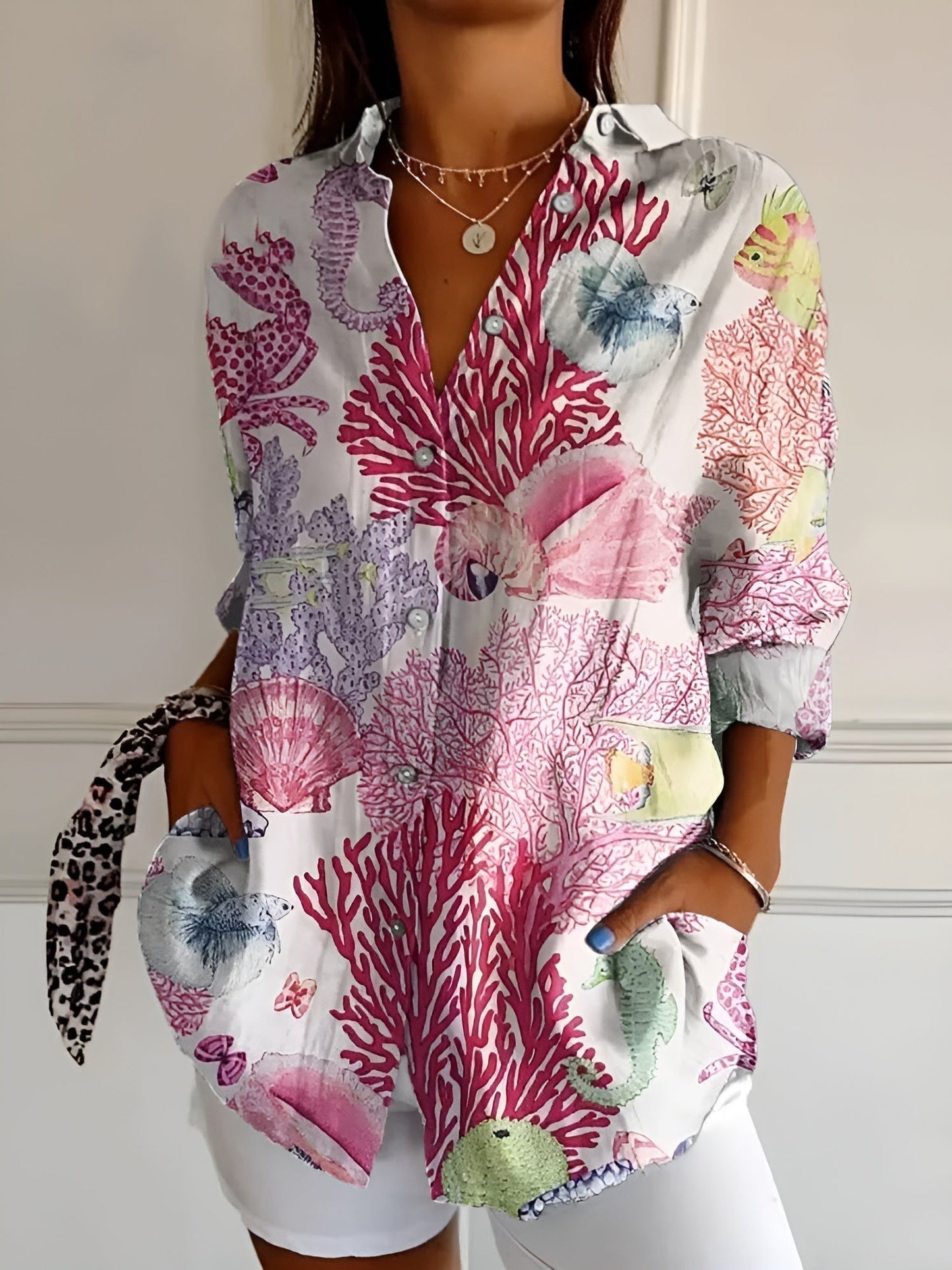 Lynor™ | Elegant Blouse with Playful Prints